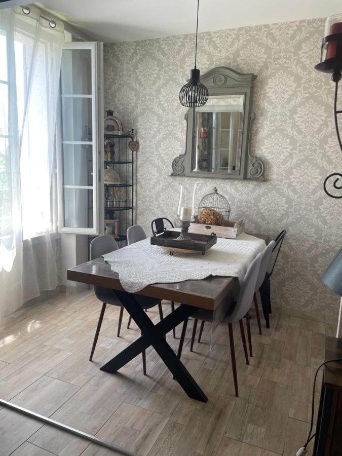 Appartement Avec Jardin En Ville L'Isle-sur-la-Sorgue Exterior photo